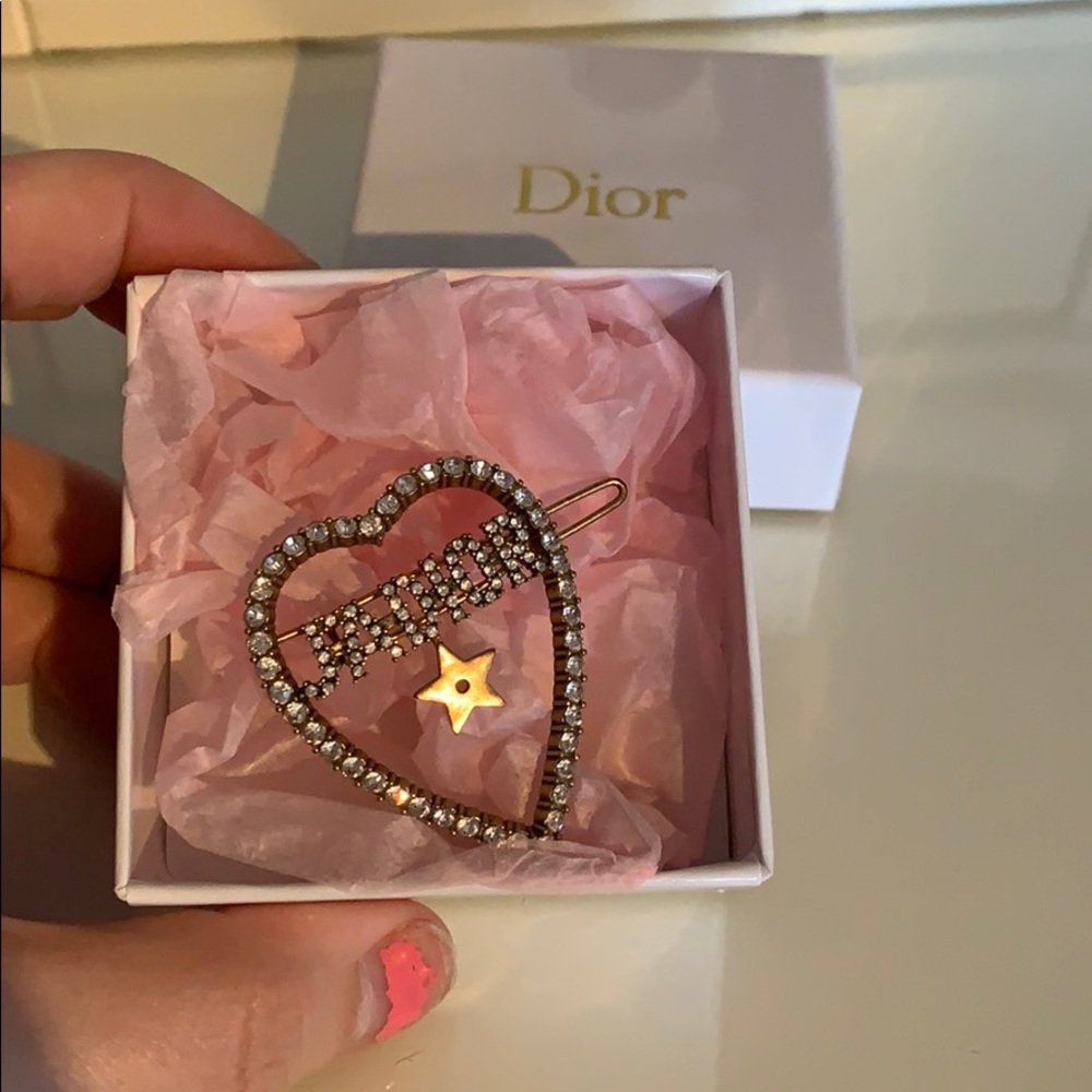 J’adior hair pin